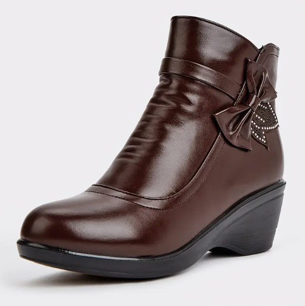 Bota de Couro Feminina - Vivienne (Promoção Pré Inverno)